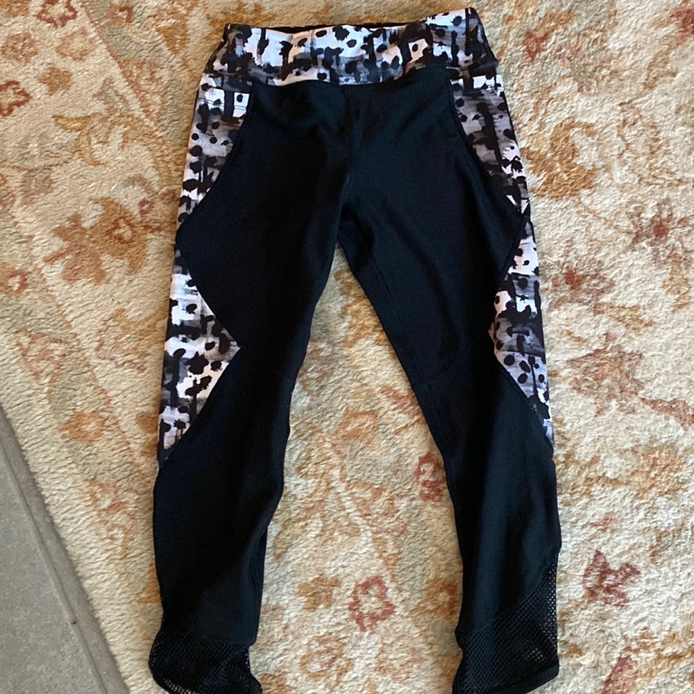 Yoga/ work out pants. Ki pro- womens small.
